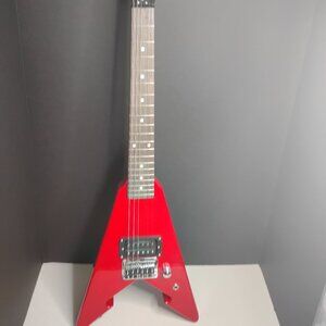 First Act electric guitar ME279 Glossy Red Flying V